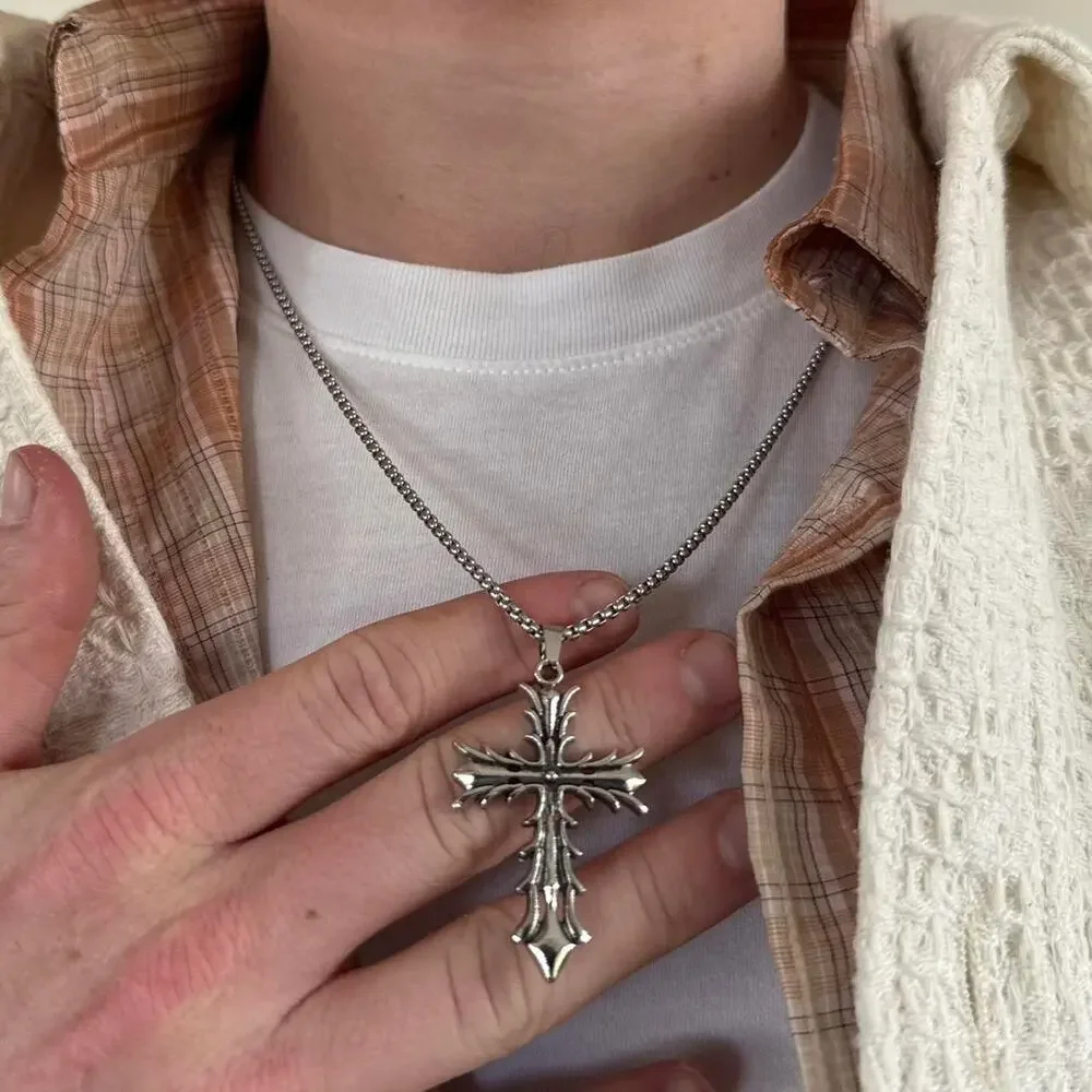 Y2k grunge cross pendant necklace